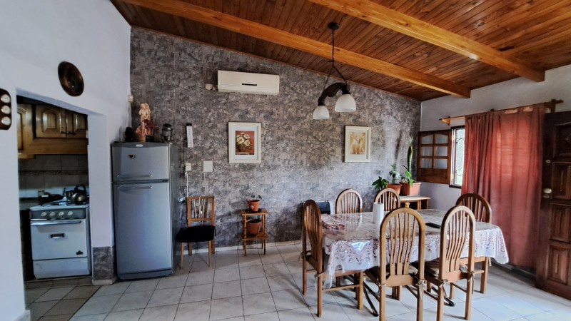 PERMUTA INVERSOR Vendo Complejo de 3 cabanas, 2 has de Ciruela. Rama Caida, San Rafael