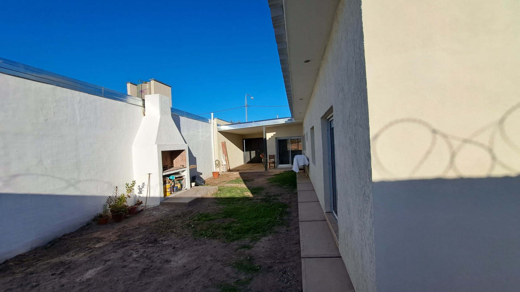 NUEVO. VENDO CASA  NUEVA!!! Zona Av QUIROGA. SAN RAFAEL