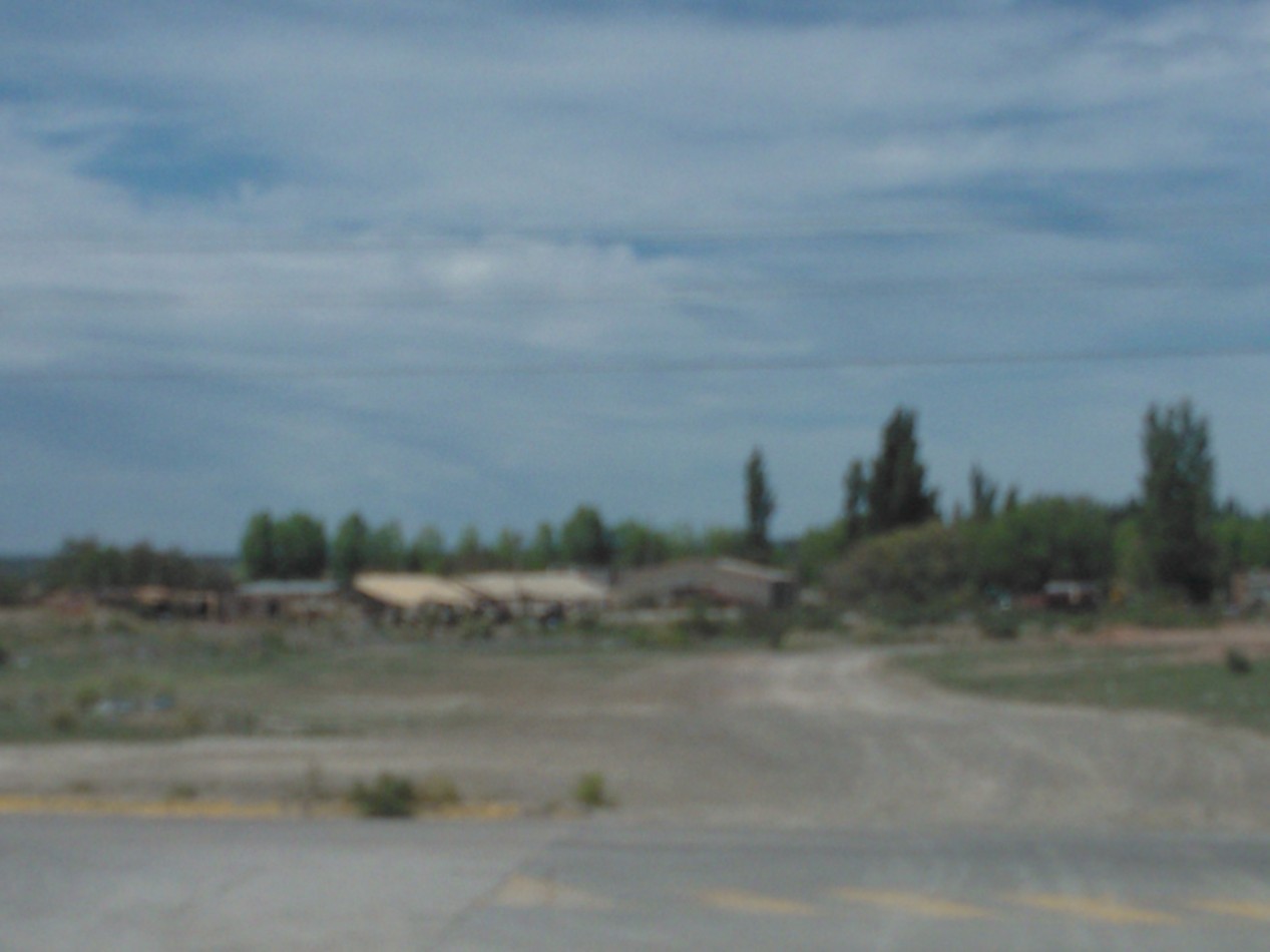 IMPORTANTE PROPIEDAD 4 HAS SOBRE 25 DE MAYO EN TRELEW, zona Urbana, TODO LOS SERVICIOS sobre Avenida, Canal principal de riego.