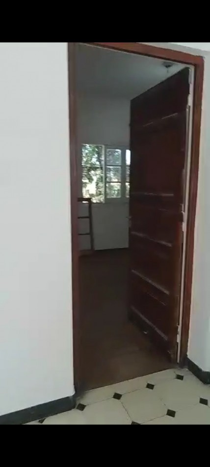 VENDO Departamento AMPLIO Centrico , con Cochera. Zona Rivadavia. San Rafael Mendoza