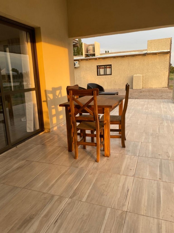 Vendo o Permuta Complejo de Cabañas 5 has con 5 cabañas y 3.5 has de parral con tela. Las Paredes, San Rafael, Mendoza