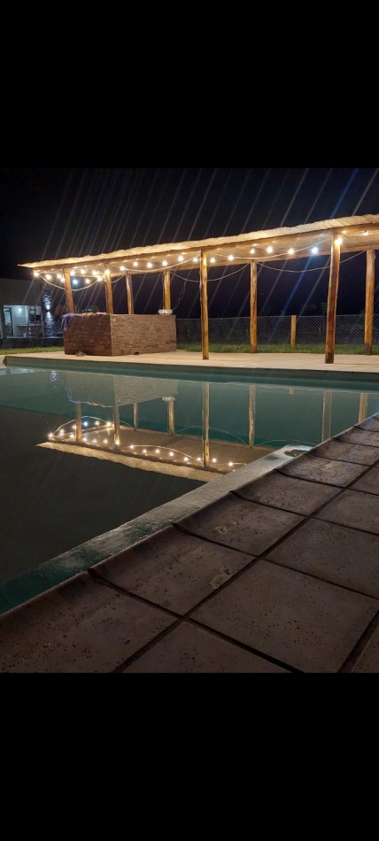 Vendo o Permuta Complejo de Cabañas 5 has con 5 cabañas y 3.5 has de parral con tela. Las Paredes, San Rafael, Mendoza