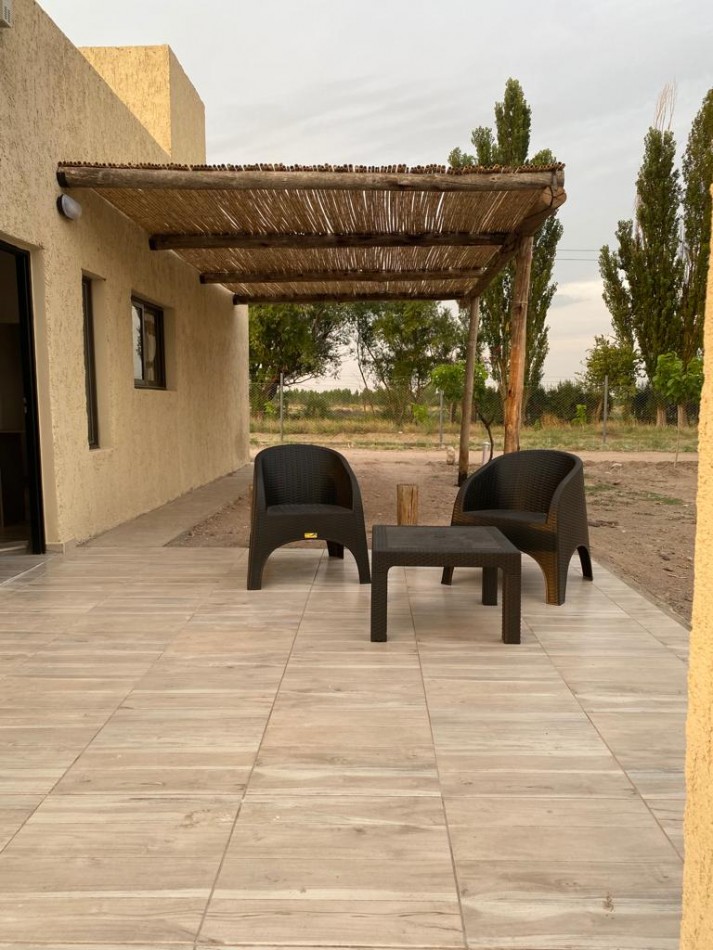 Vendo o Permuta Complejo de Cabañas 5 has con 5 cabañas y 3.5 has de parral con tela. Las Paredes, San Rafael, Mendoza
