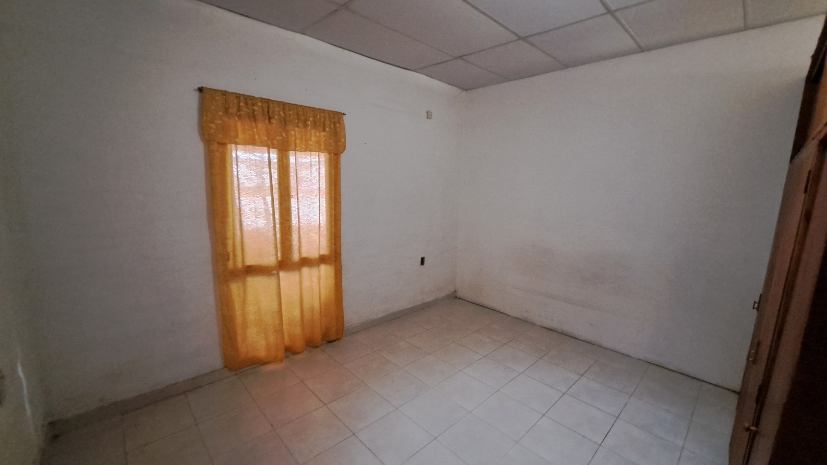 Vendo Casa Quinta con 2440 m² y 144 m² construido. Radio ciudad de San Rafael.