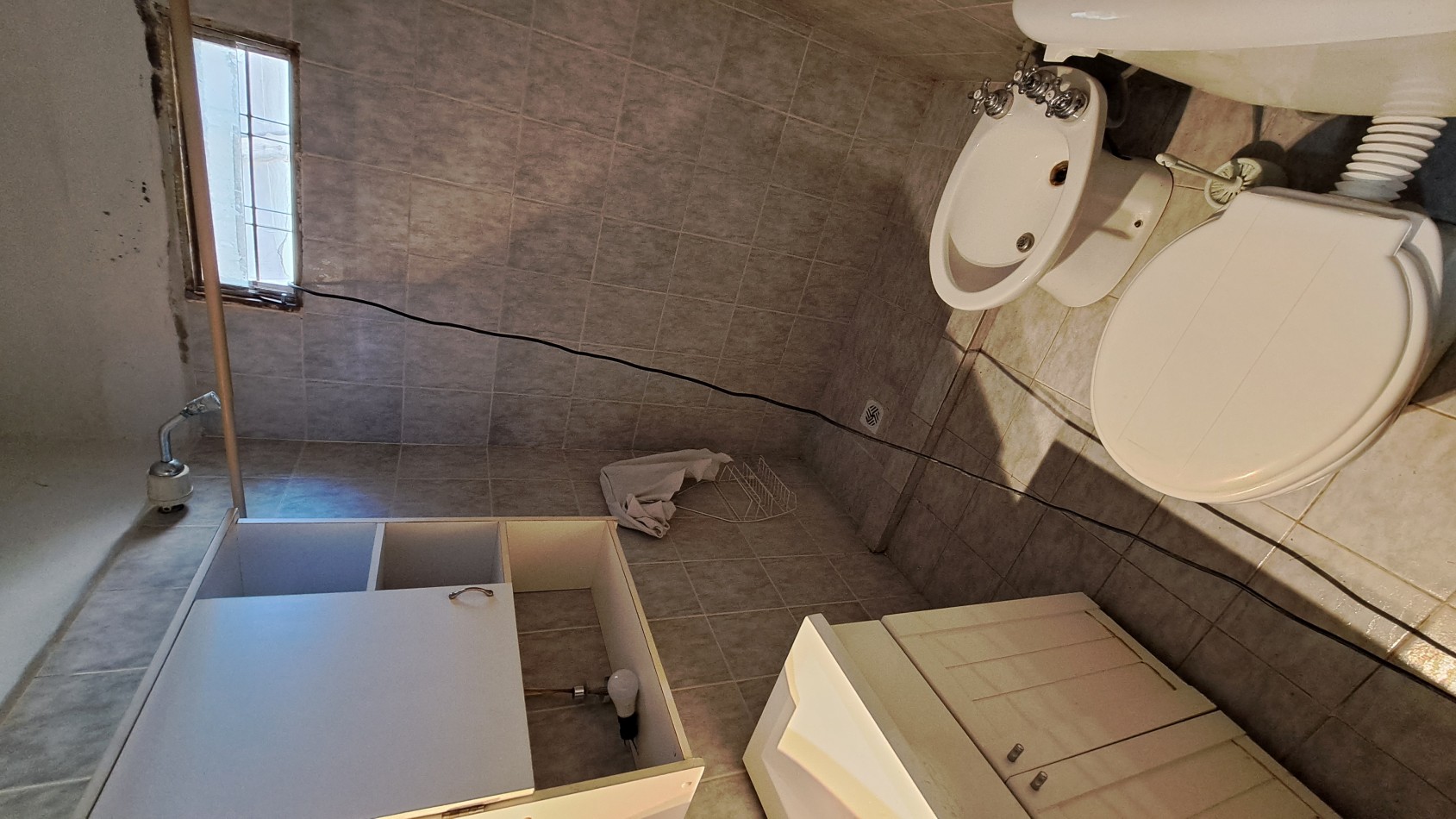 Vendo Casa Quinta con 2440 m² y 144 m² construido. Radio ciudad de San Rafael.