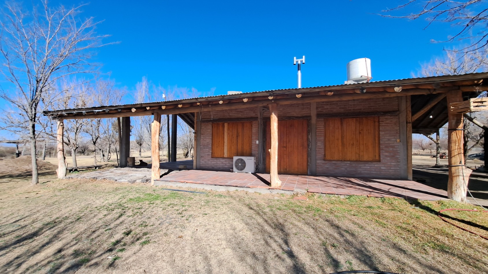 Vendo Finca de 200 has en Alto Algarrobal 18 km aprox. con Casa de San Rafael
