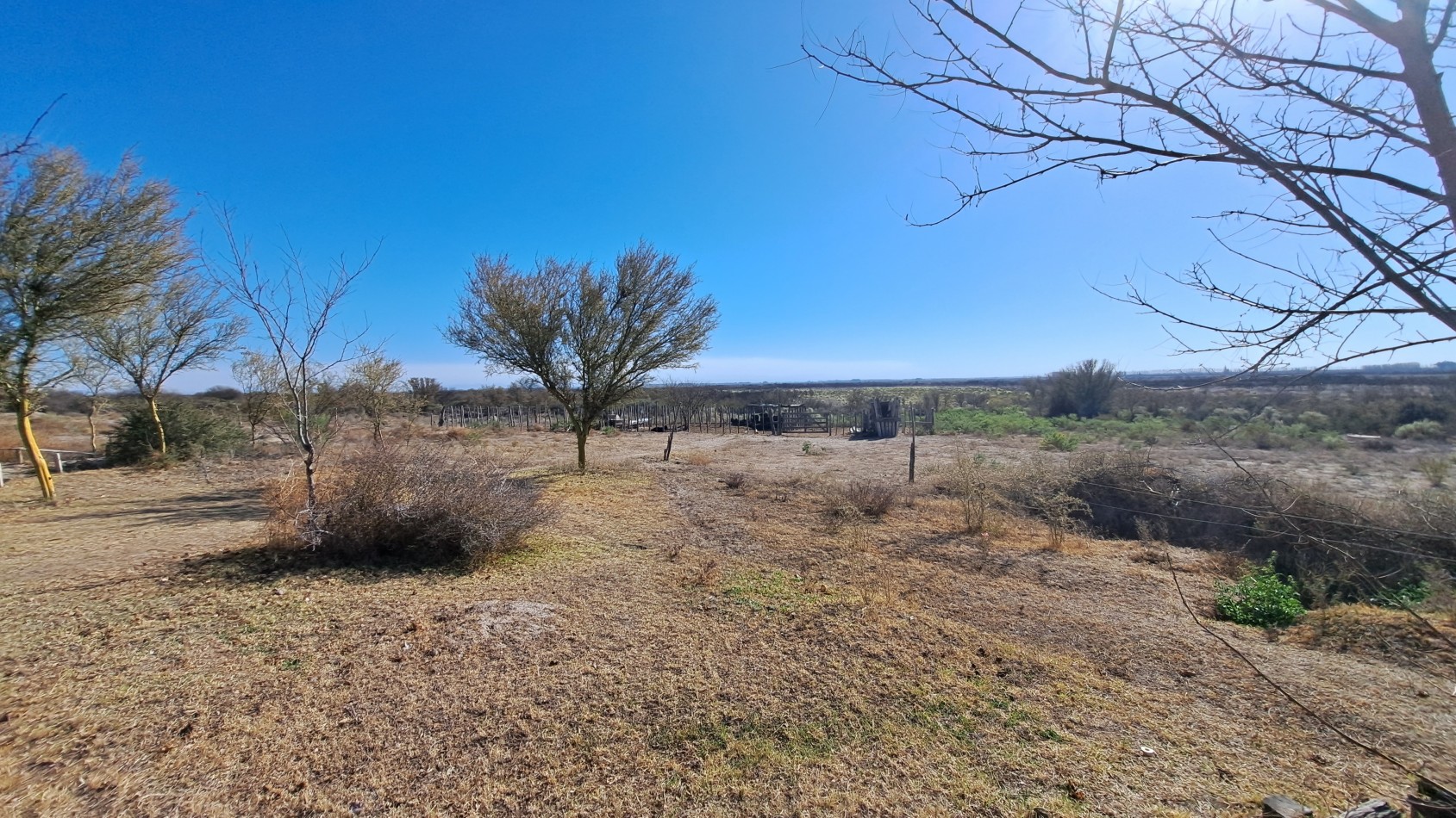 Vendo Finca de 200 has en Alto Algarrobal 18 km aprox. con Casa de San Rafael
