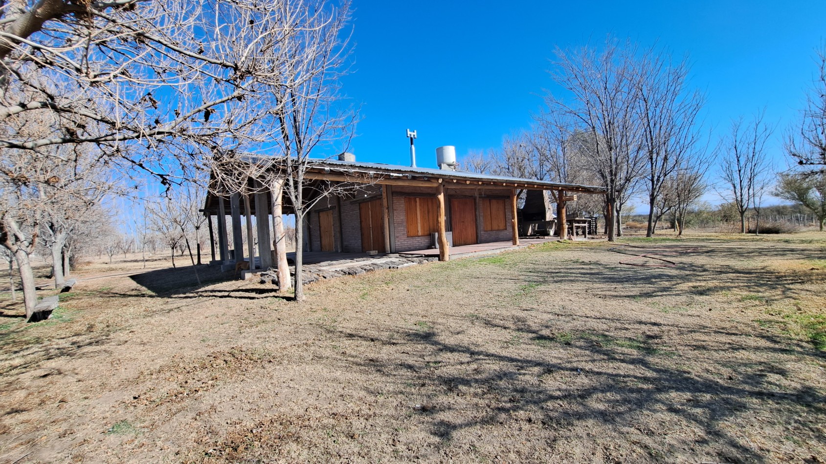 Vendo Finca de 200 has en Alto Algarrobal 18 km aprox. con Casa de San Rafael