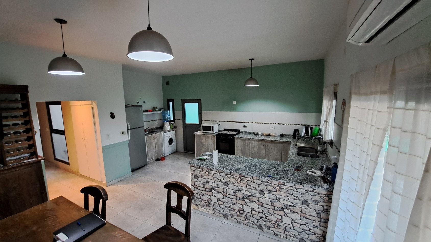 Vendo Casa de 4 dormitorios y 2 baños en Cortadera De La Noria, San Rafael permuta