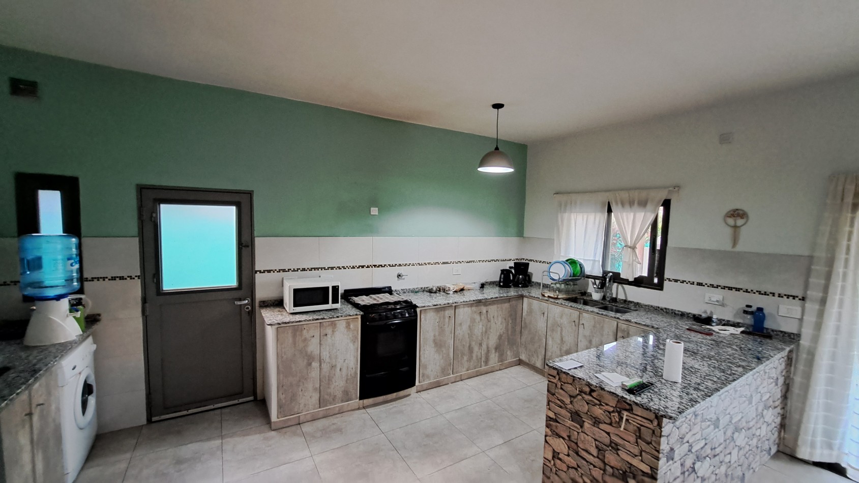 Vendo Casa de 4 dormitorios y 2 baños en Cortadera De La Noria, San Rafael permuta