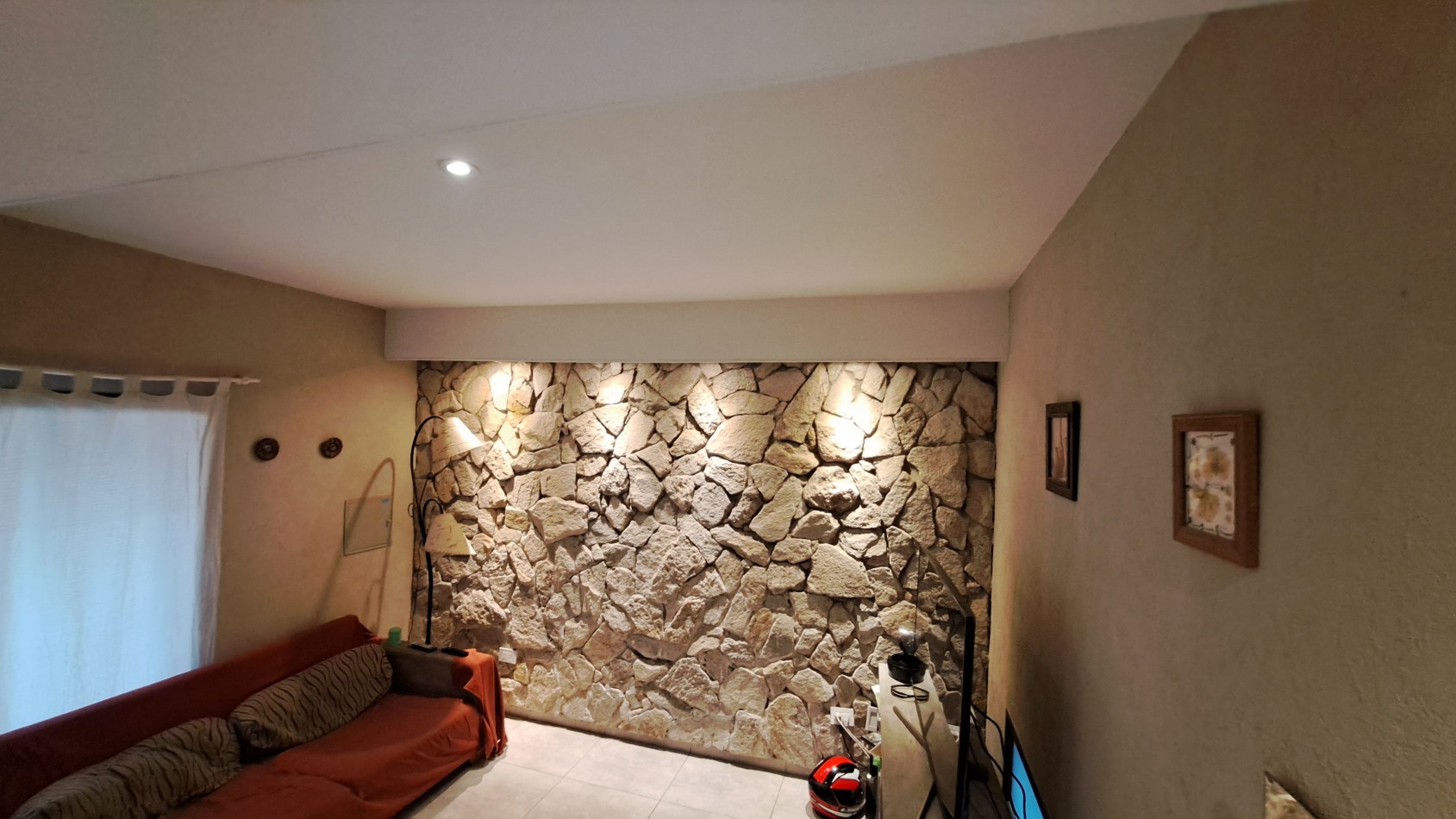 Vendo Casa de 4 dormitorios y 2 baños en Cortadera De La Noria, San Rafael permuta
