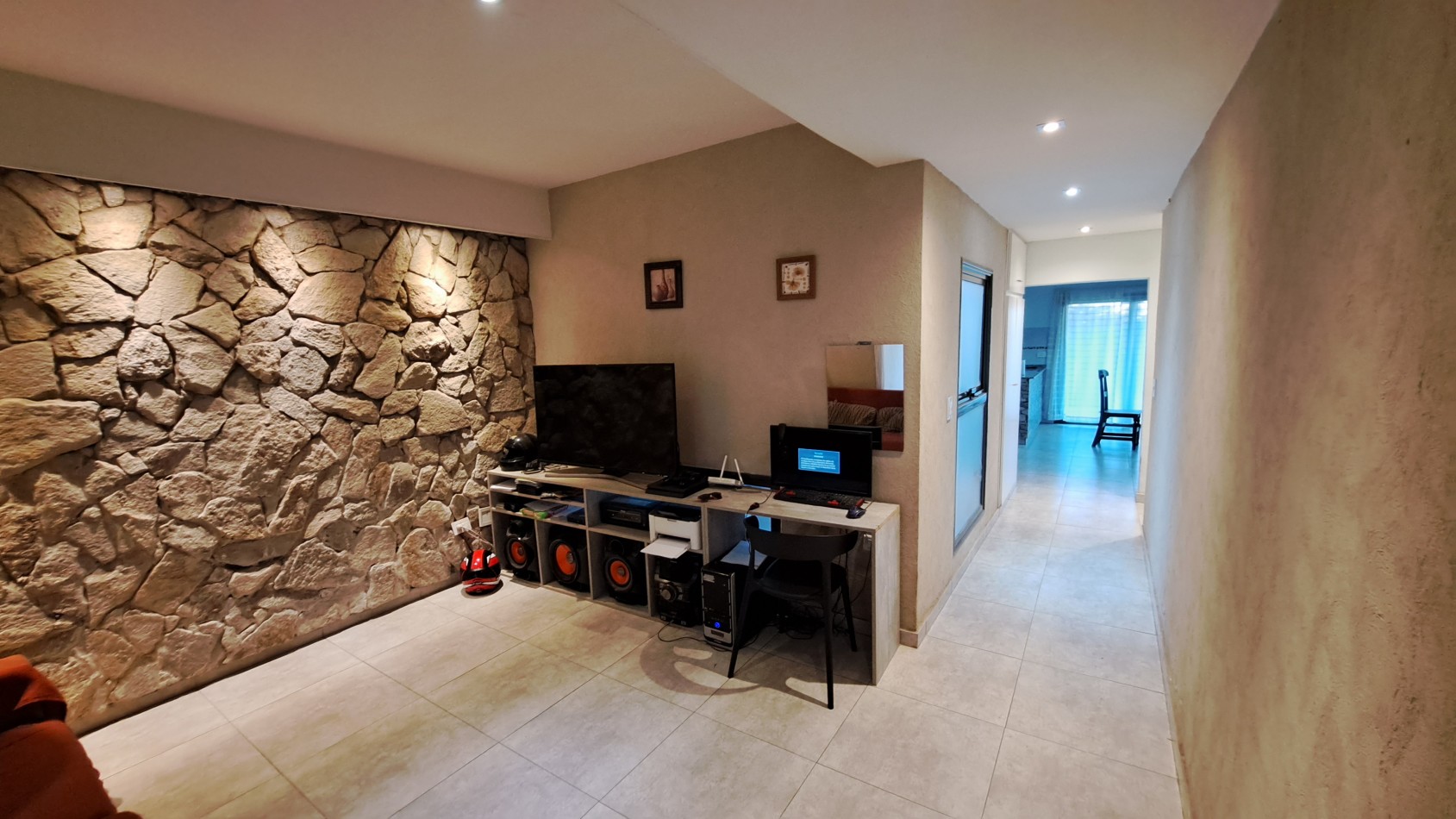 Vendo Casa de 4 dormitorios y 2 baños en Cortadera De La Noria, San Rafael permuta