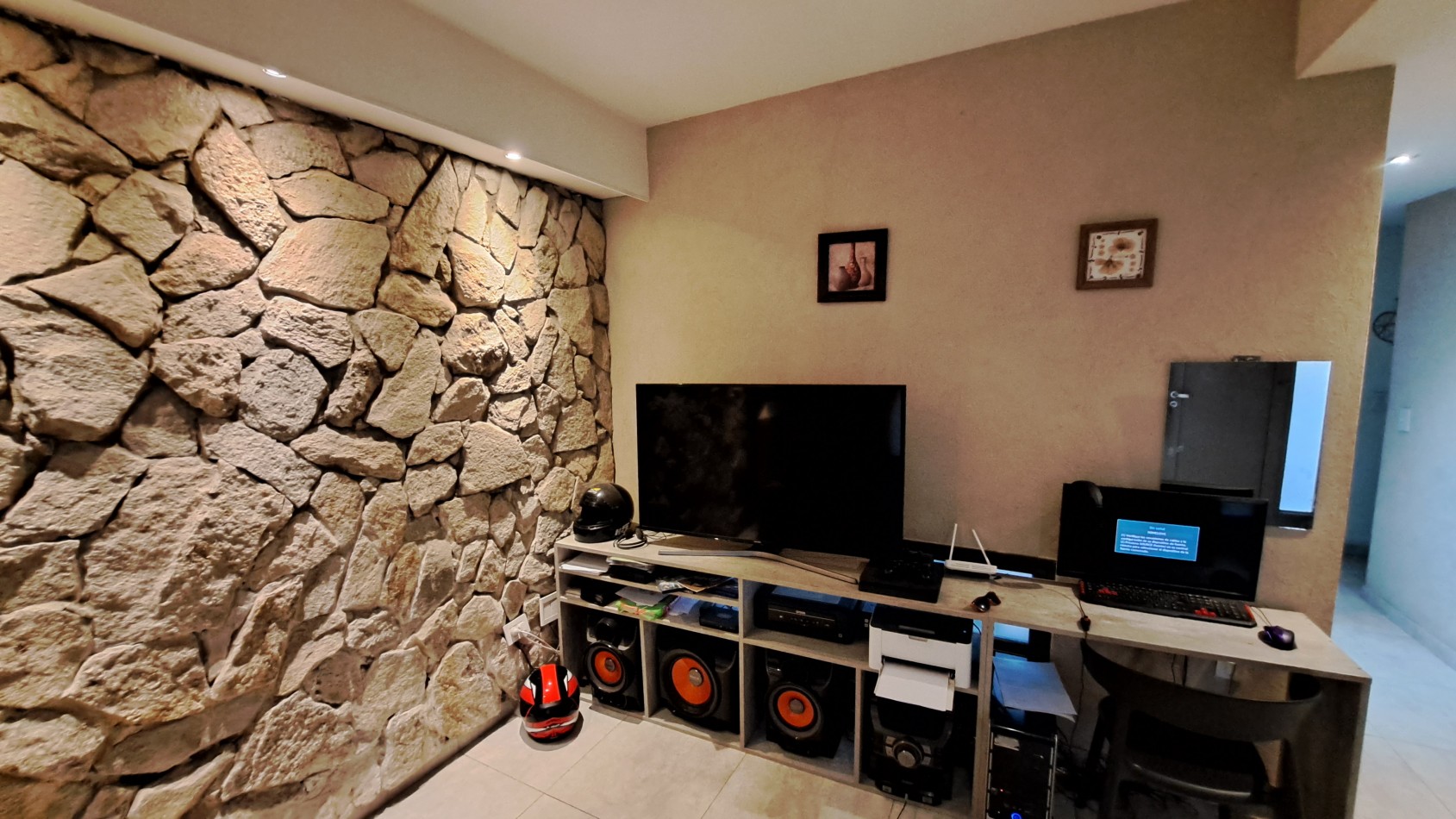 Vendo Casa de 4 dormitorios y 2 baños en Cortadera De La Noria, San Rafael permuta
