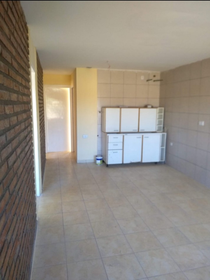 Vendo CASA de 3 dormitorios con 400 m² de terreno. San Rafael