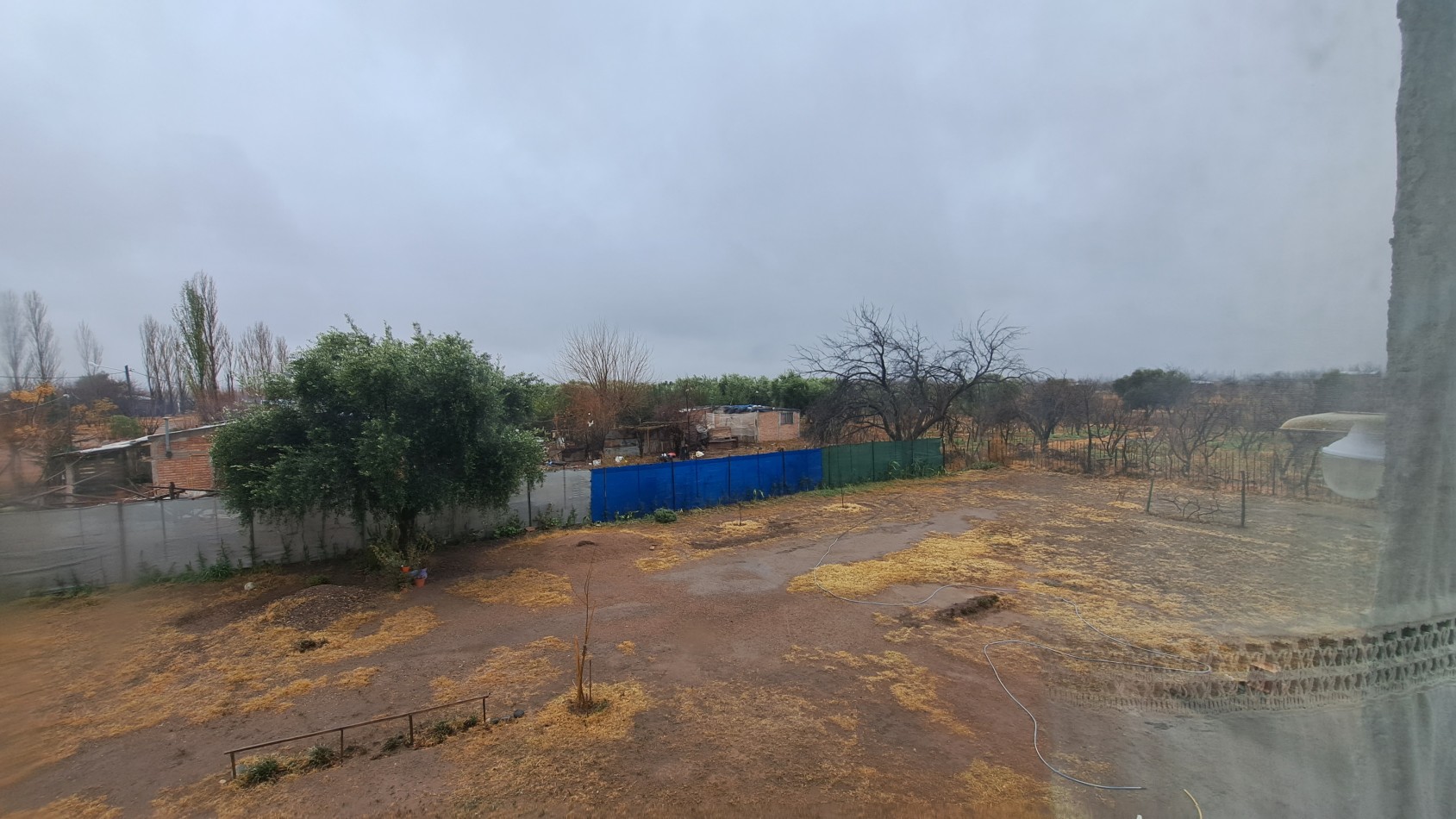 Oferta Casa Amplia con 950 m² terreno y cubierto 140 m² zona Calle Malvinas. Ciudad de San Rafael.