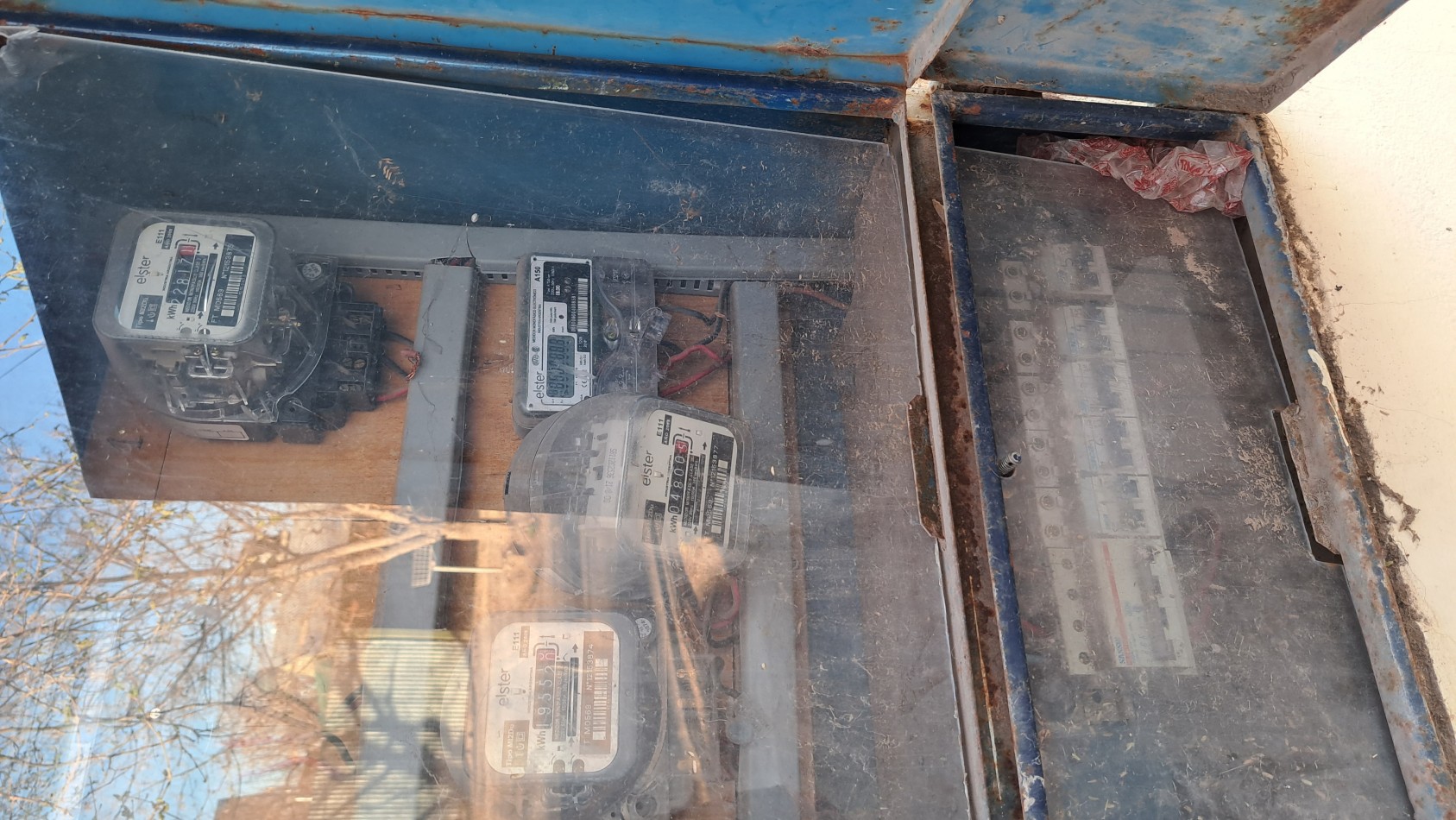 Vendo complejo de 4 Departamentos en Zona Gutierrez y Cabildo. San Rafael
