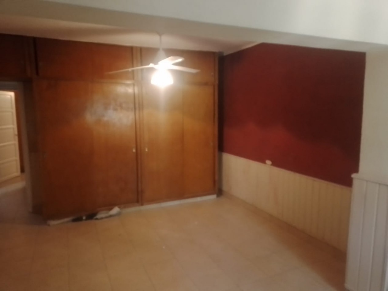 ✅️Vendo Casa Amplia de 176 m² con 400 m² de terreno. Zona Av Rivadavia. San Rafael valor 70.000