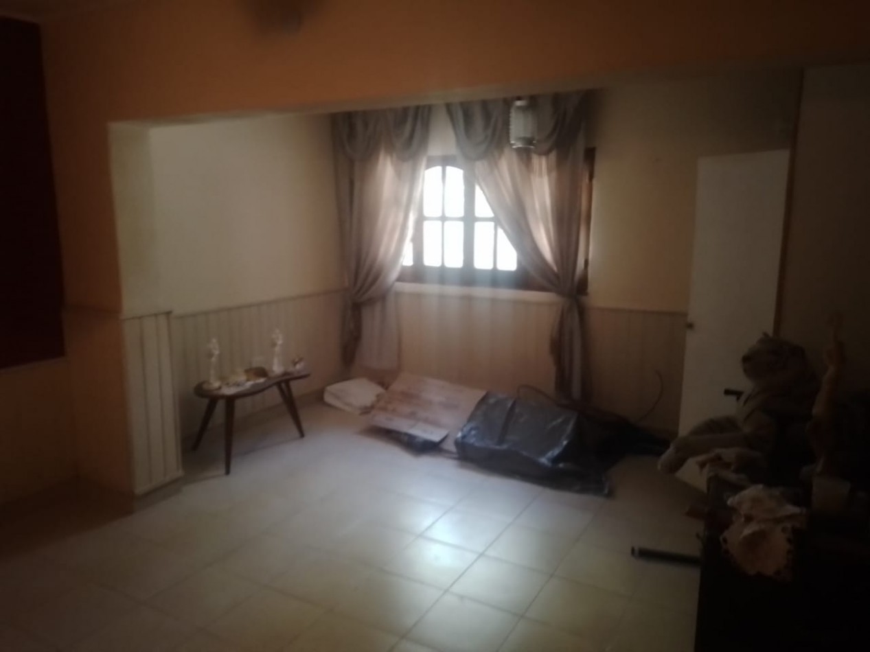 ✅️Vendo Casa Amplia de 176 m² con 400 m² de terreno. Zona Av Rivadavia. San Rafael valor 70.000