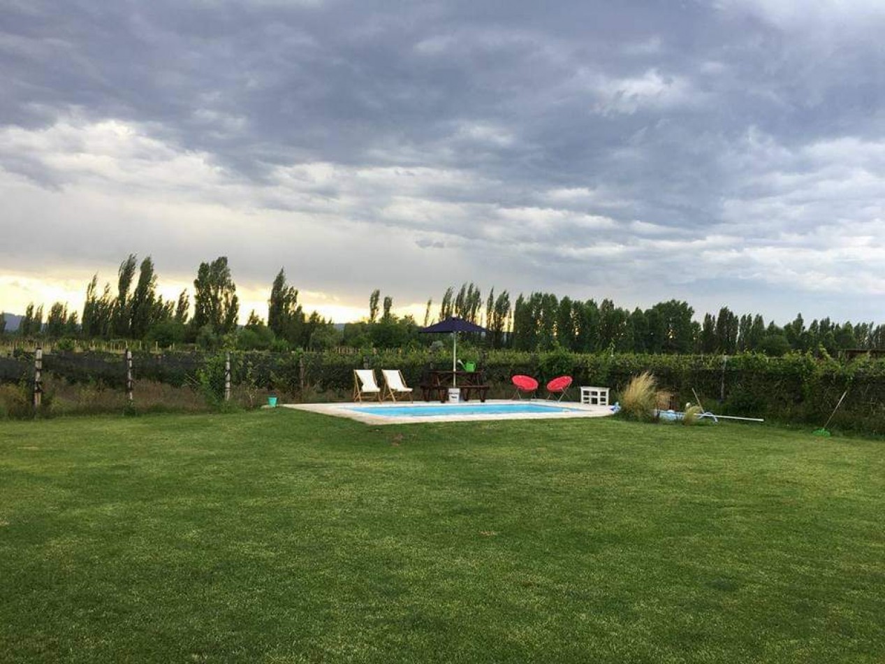 Oferta Vendo Casa Quinta amplia con 3200 m2 . Cuadro Benegas. San Rafael