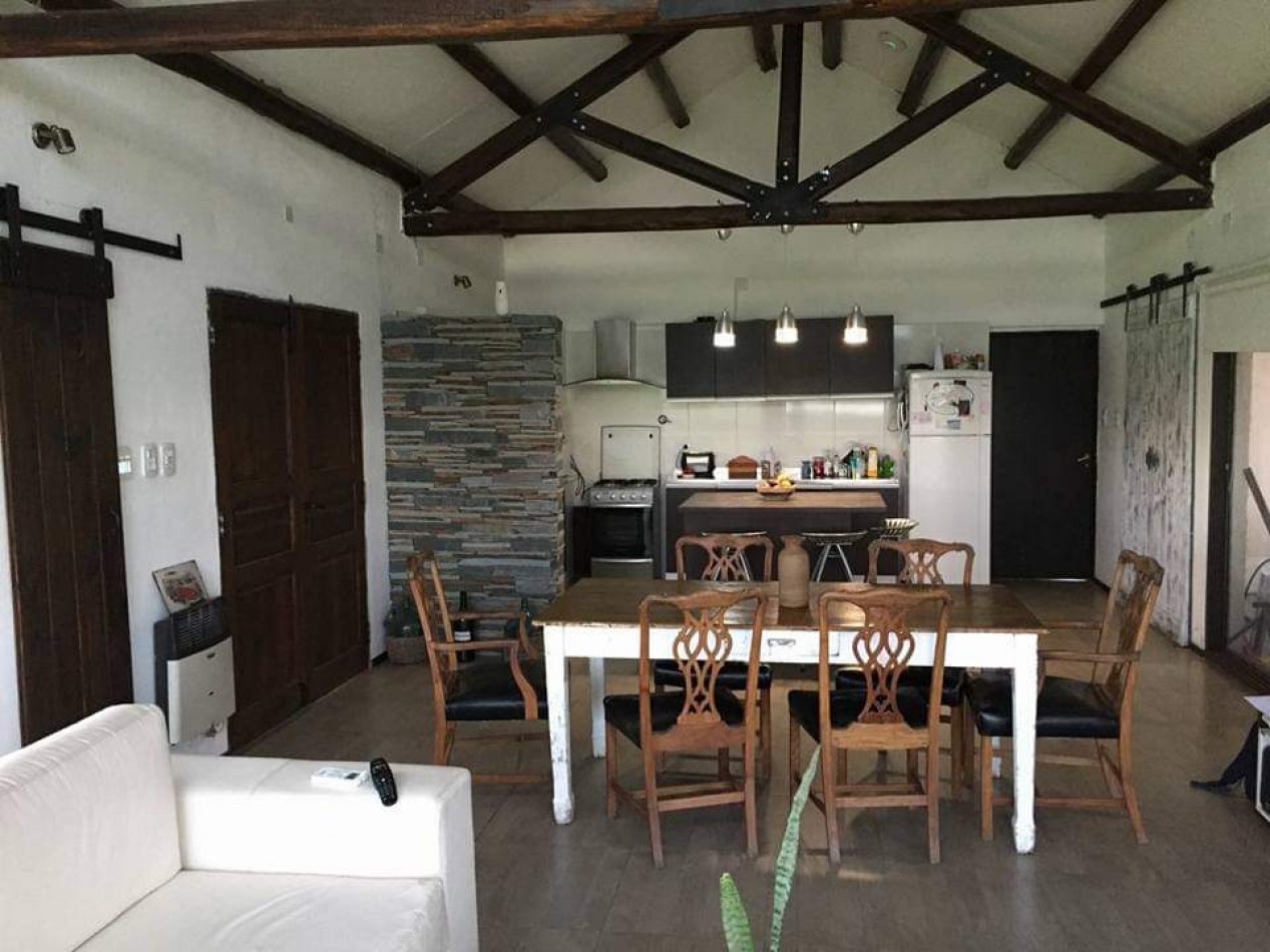 Oferta Vendo Casa Quinta amplia con 3200 m2 . Cuadro Benegas. San Rafael