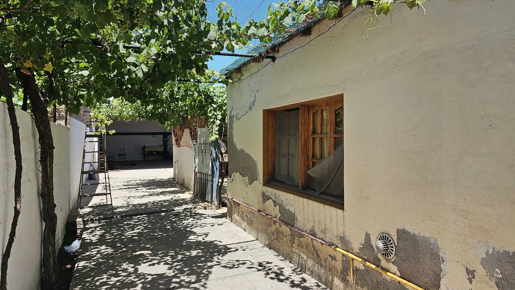 Vendo Casa+ Depto+Galeria+ Galpon con Fosa. San Rafael