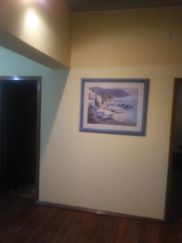 Vendo Casa amplia + Departamento Centrico. San Rafael.
