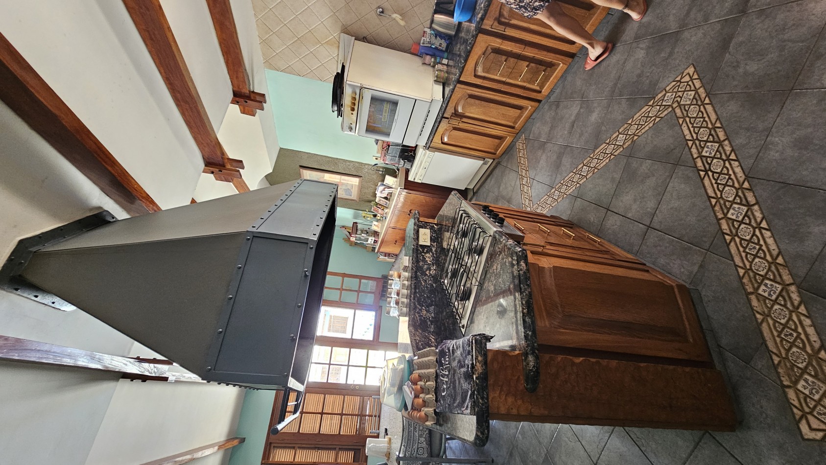 Vendo Casa amplia + Departamento Centrico. San Rafael.
