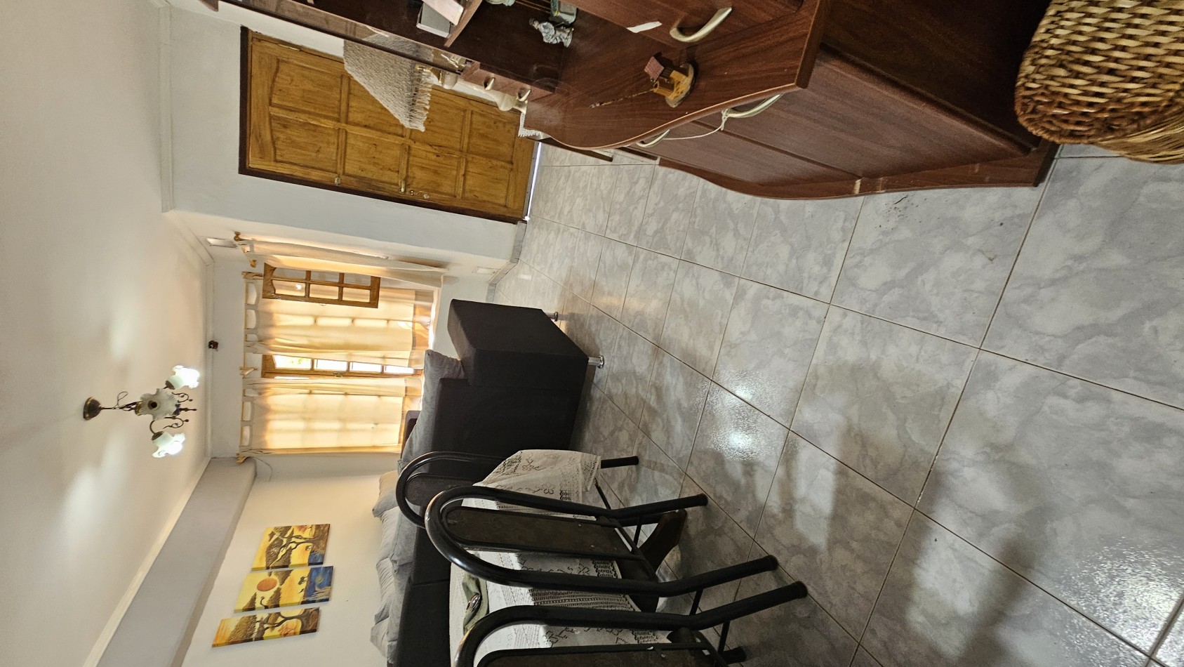Vendo Casa tipo Duplex de 4 dormitorios, garage zona Av Moreno. San Rafael