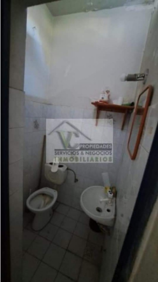 ✅️Vendo 4 locales con LOSA sobre Avenida Moreno, con 427 m²