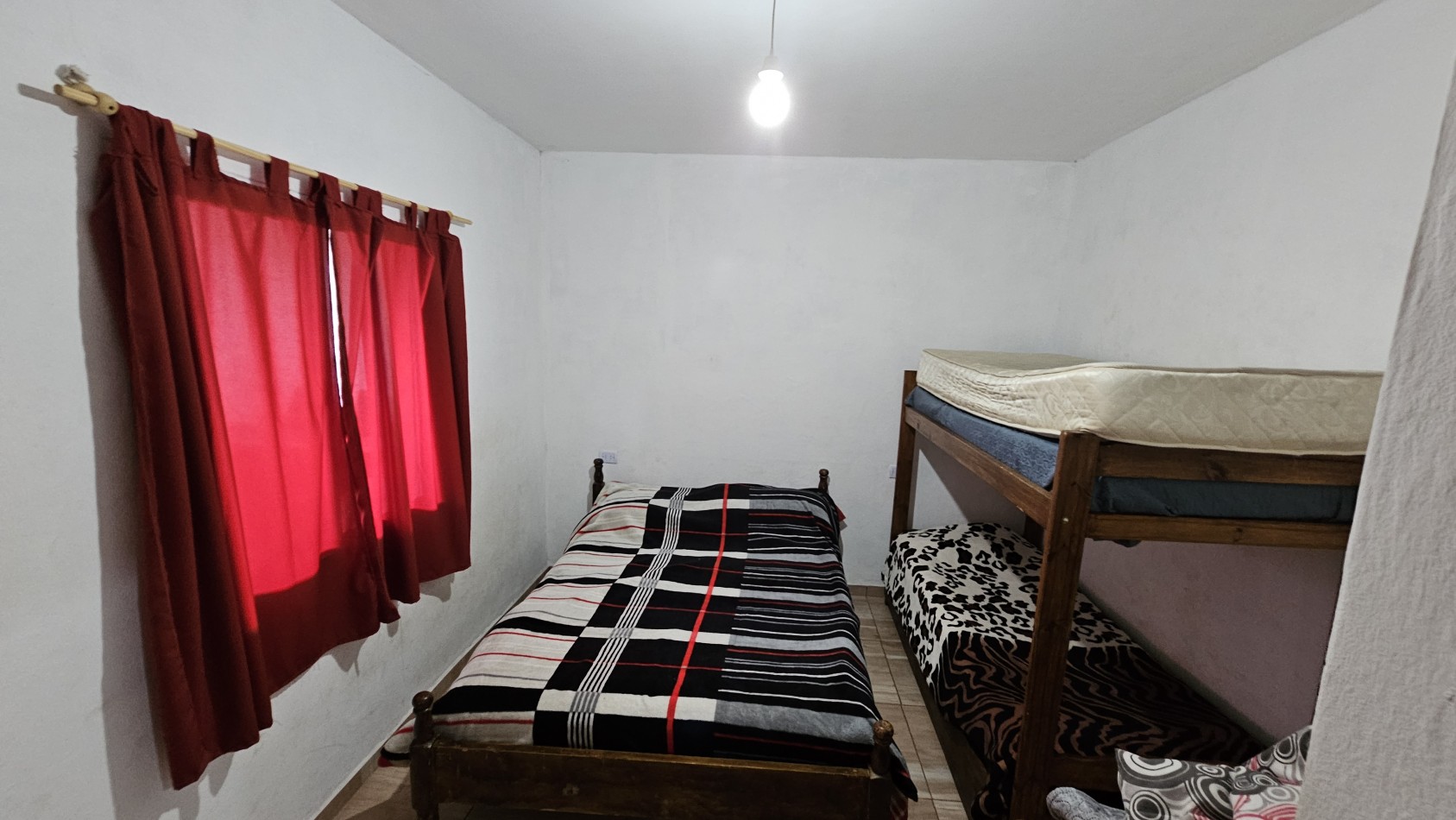 Vendo complejo trabajando de Casa + 3 cabañas en 2.48 hectareas. Rama Caida. San Rafael