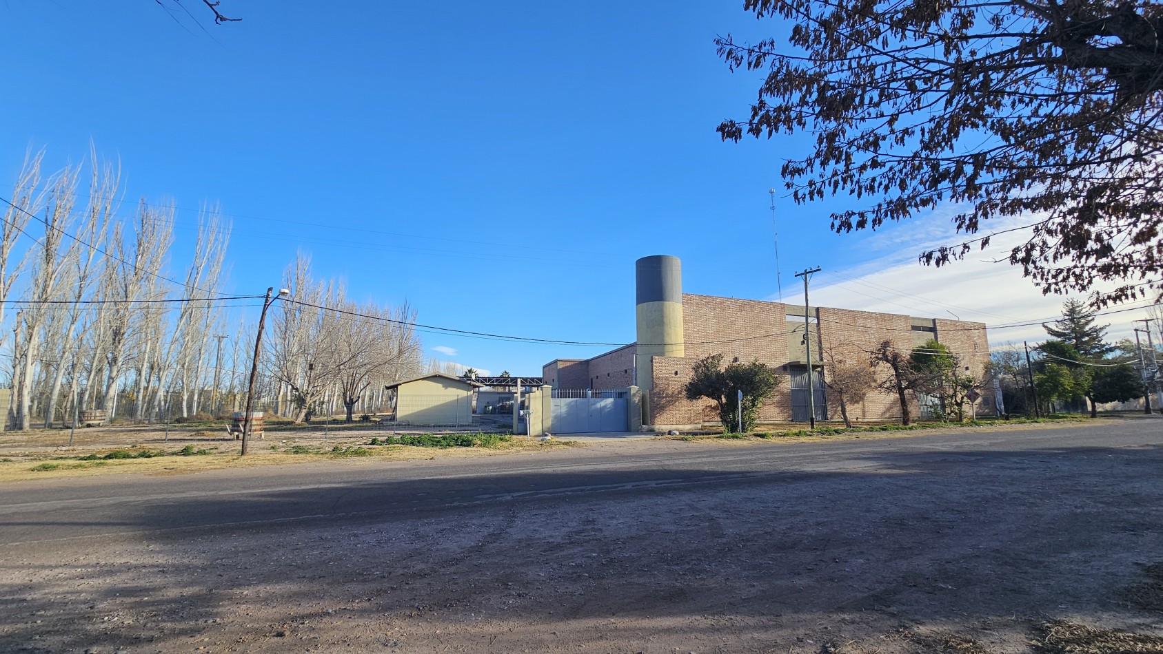 ¡Oportunidad Unica! Vendo Bodega en un punto privilegiado en San Rafael, Mendoza