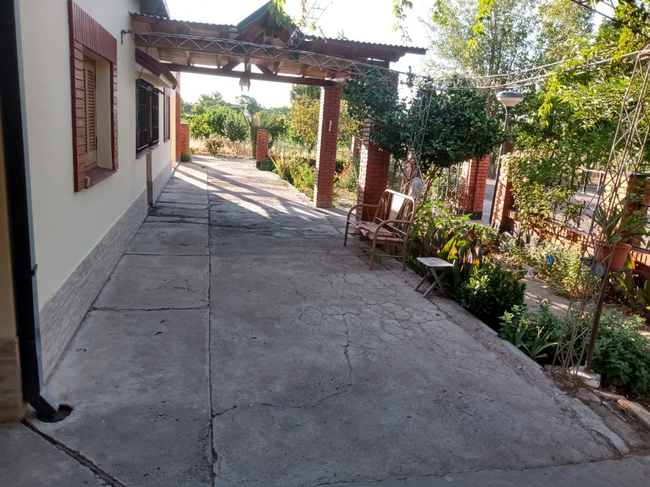 Vendo finca o campo de 28 has en Produccion, Casas, Galpones, Implementos, Riego en Atuel Norte. A 40 km de San Rafael. Mendoza