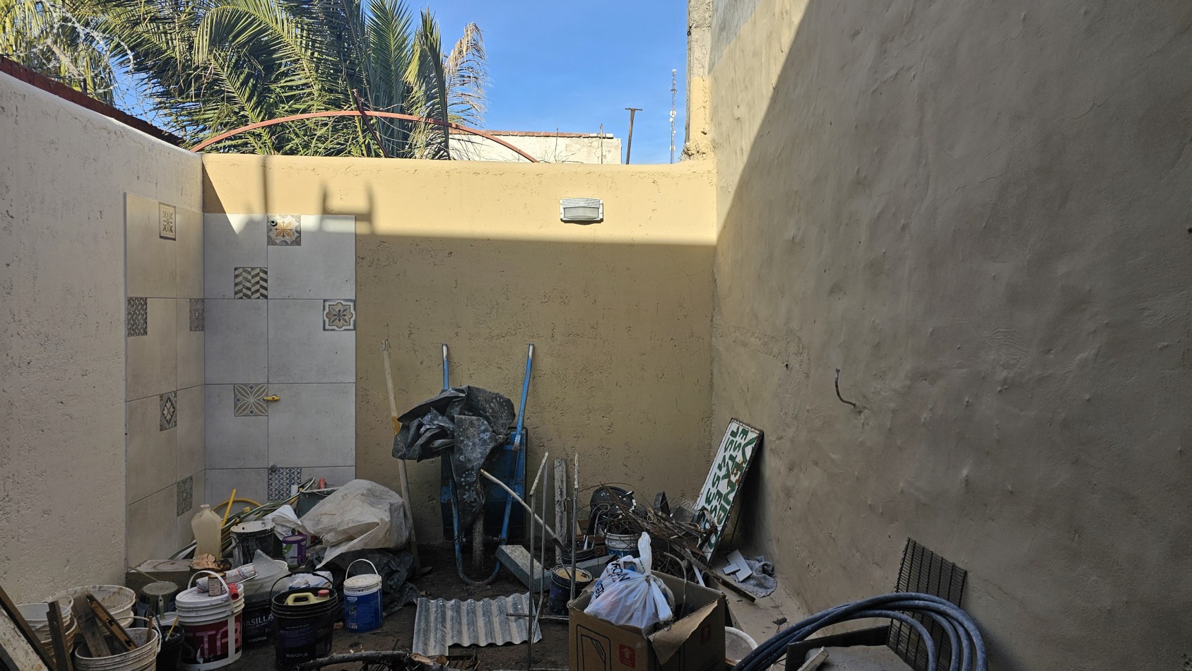 Vendo Departamento + local pleno centro a 3 cuadras de la plaza de San Rafael