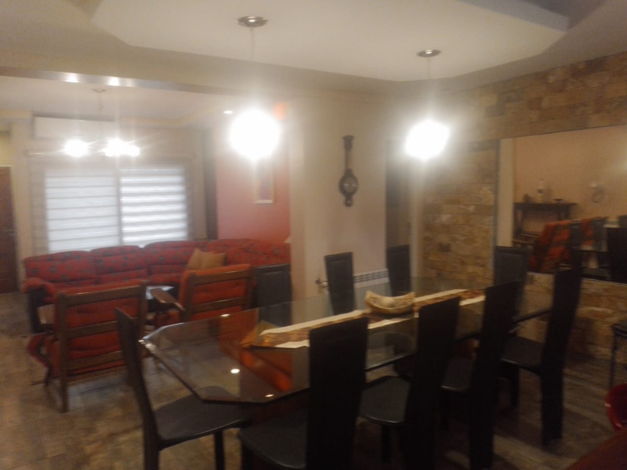 ¡Hermosa Casa 1° Nivel en Venta en la Zona Parque de San Rafael!