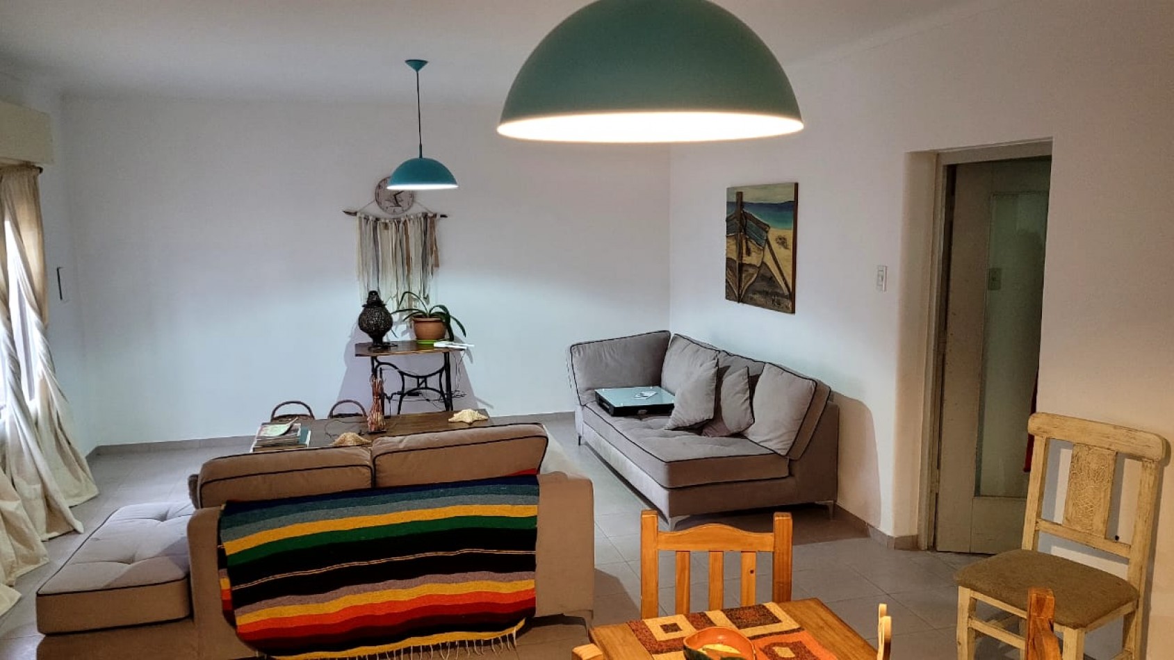 Vendo Casa Amplia de 3 dormitorios Zona Parque Yrigoyen. San Rafael.