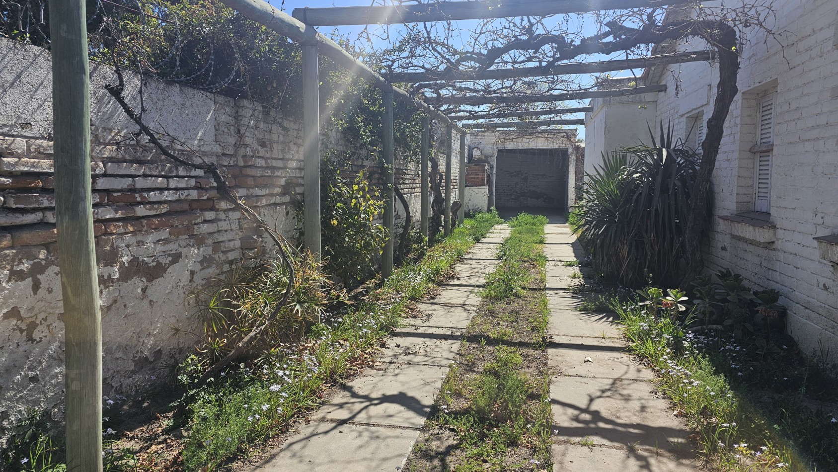 Vendo permuto Propiedad ideal Estudio o consultorios 408 m² San Rafael