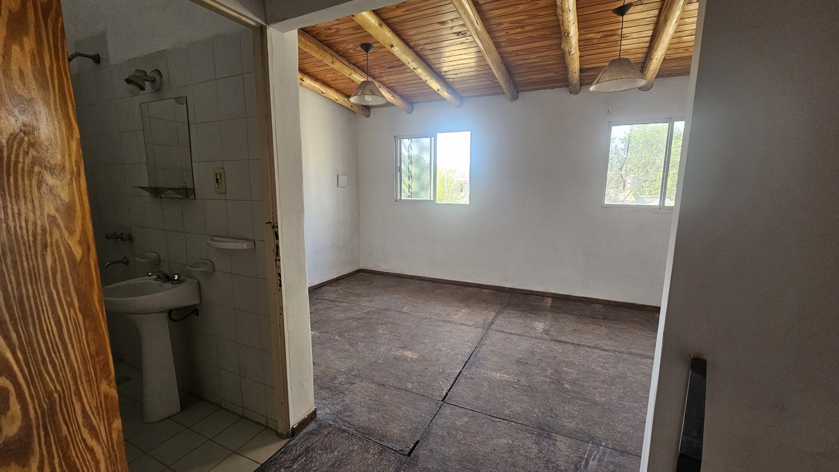 4 departamentos a la venta Gas Agua Luz, a 1 cuadra de UTN San Rafael