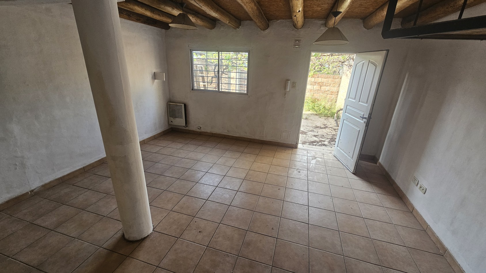 4 departamentos a la venta Gas Agua Luz, a 1 cuadra de UTN San Rafael