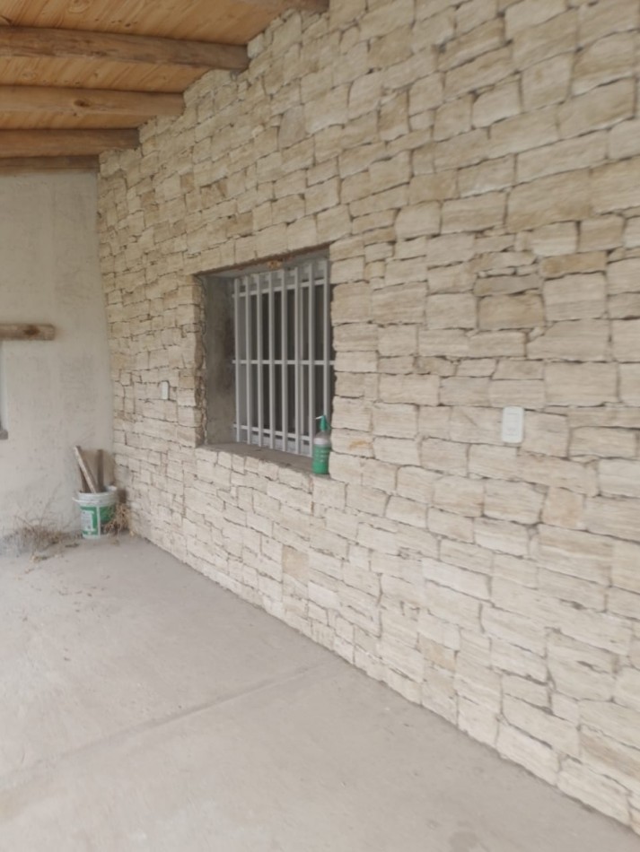 Oportunidad! Finca con Casona grande de 5 hectareas con ciruela en Rama Caida, San Rafael - galpon