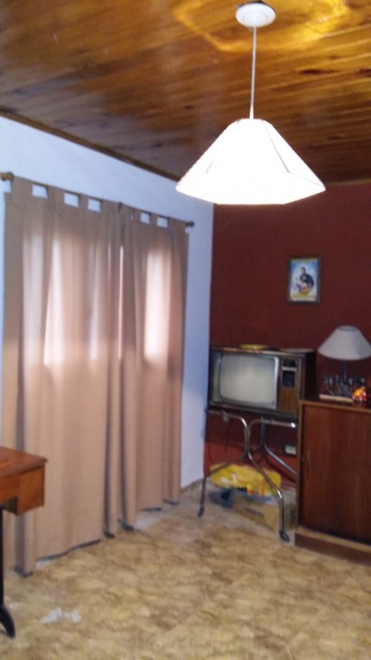 Casa en Venta - Amplia y con Excelente Ubicacion sobre Av. Balloffet. San Rafael