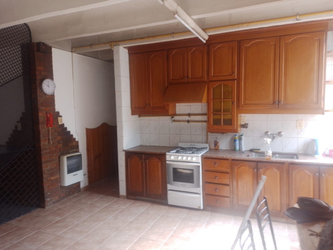"Casa de 3 Dormitorios en Barrio Ciudad de San Rafael - ¡Gran Oportunidad!"