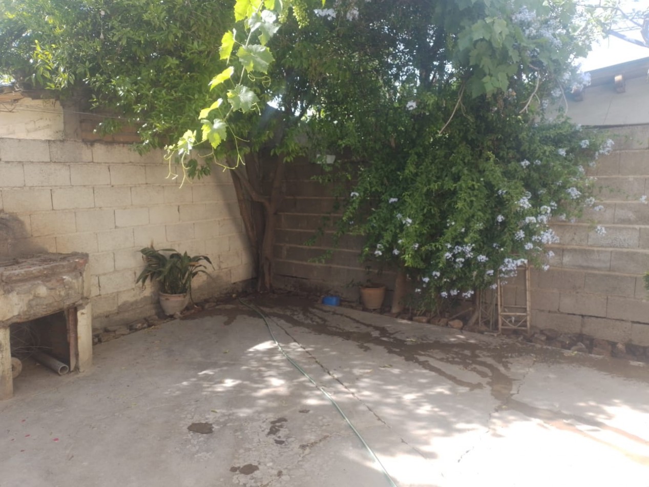"Casa de 3 Dormitorios en Barrio Ciudad de San Rafael - ¡Gran Oportunidad!"