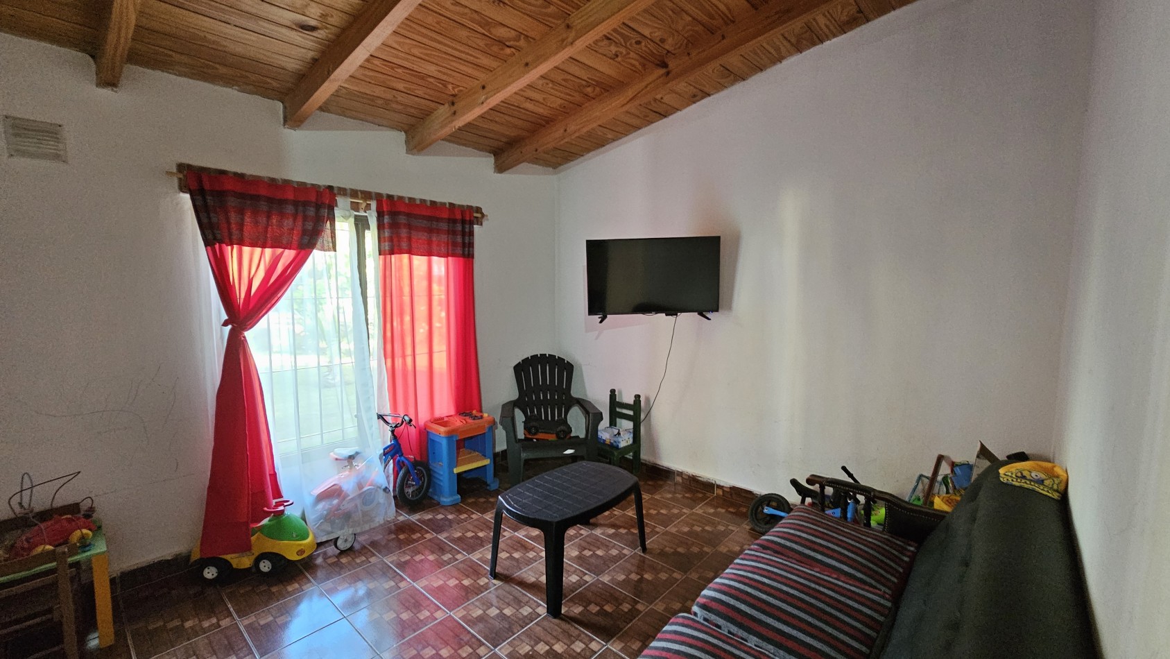 Vendo Casa Amplia con Pileta en Rama Caida - Excelente Ubicacion. San Rafael. Escritura.