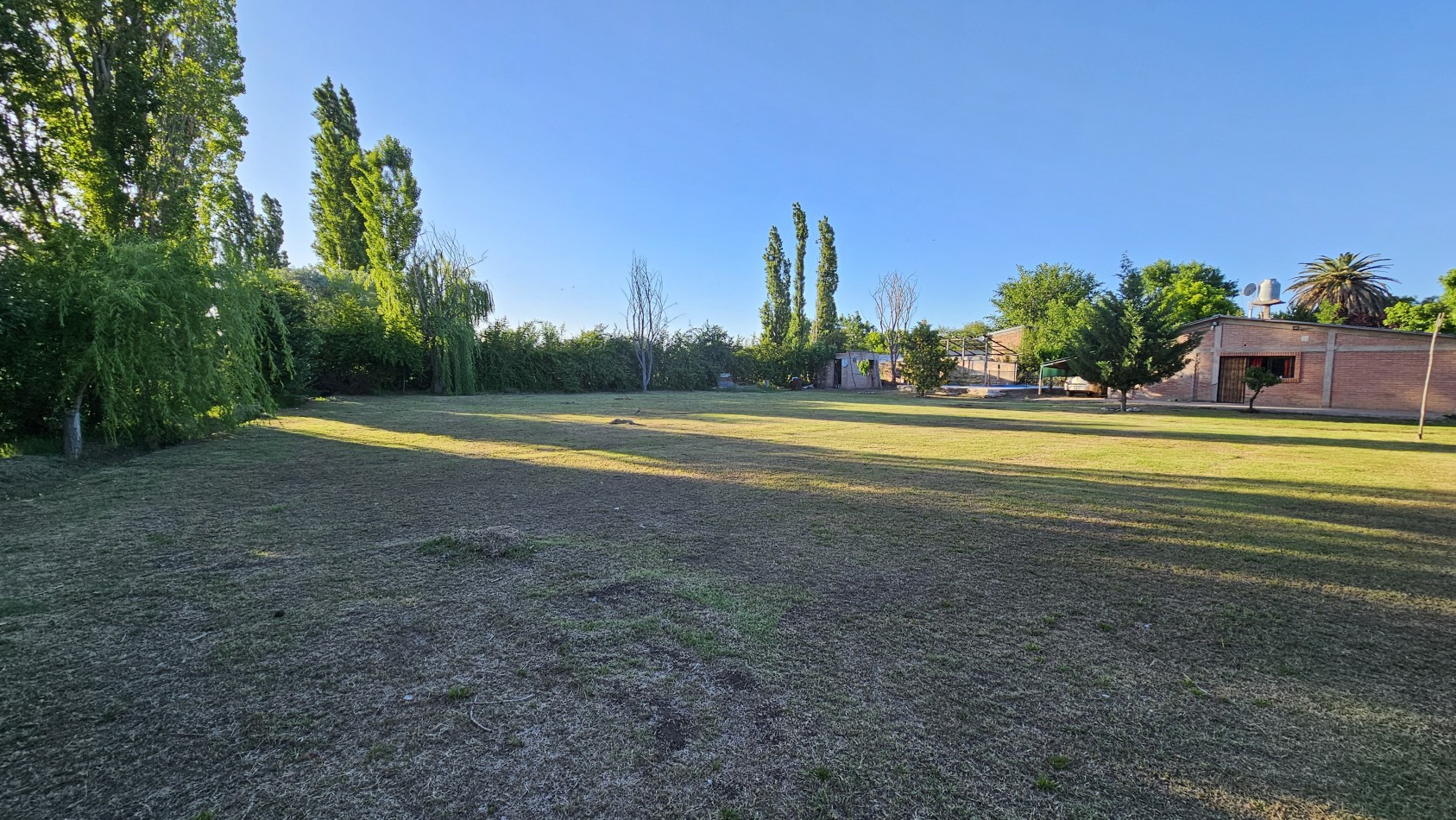 Vendo Casa Amplia con Pileta en Rama Caida - Excelente Ubicacion. San Rafael. Escritura.