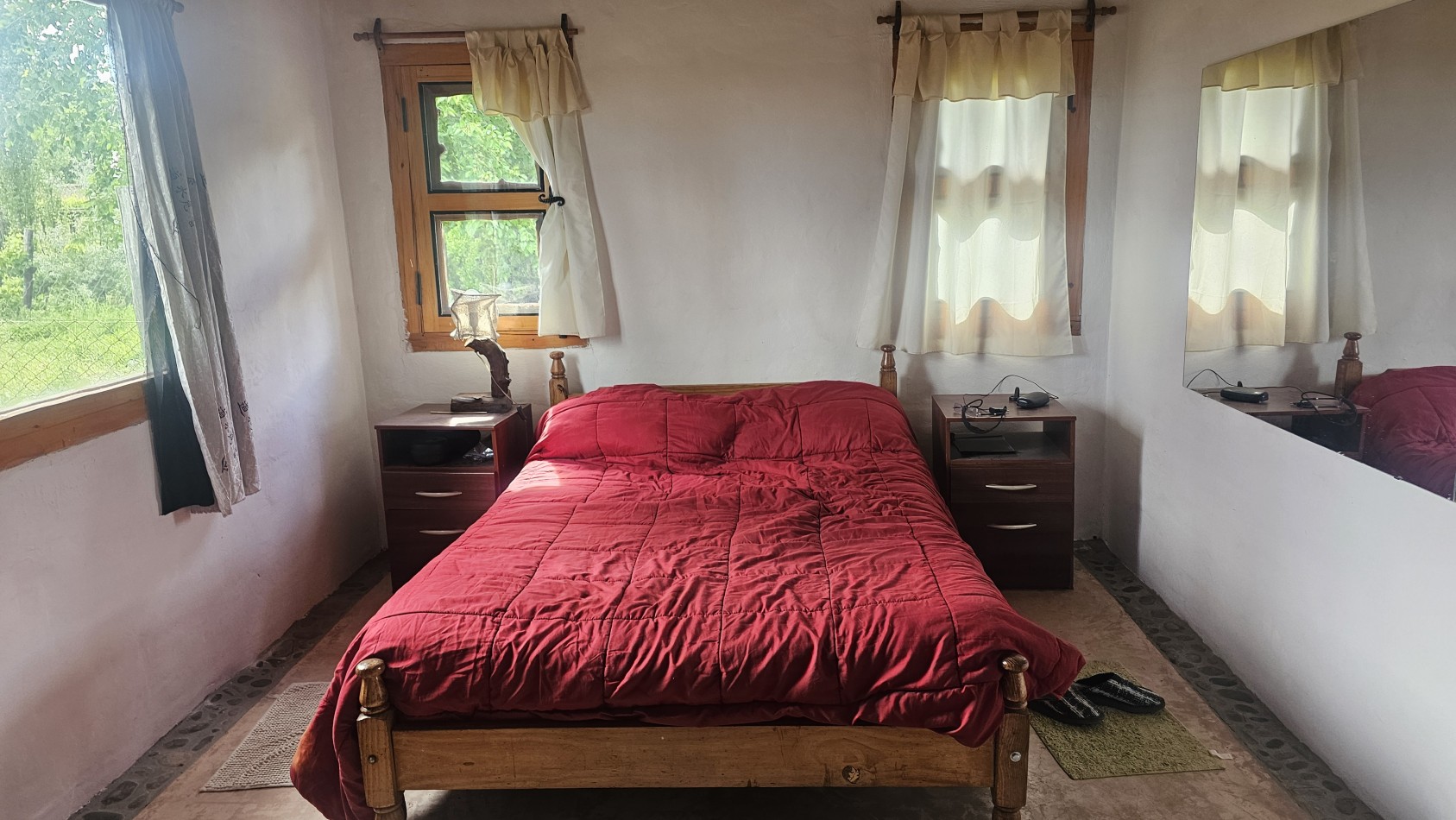 Vendo Casa Amplia con pileta y depto con 7200 m² parquizados en Cuadro Benegas San Rafael