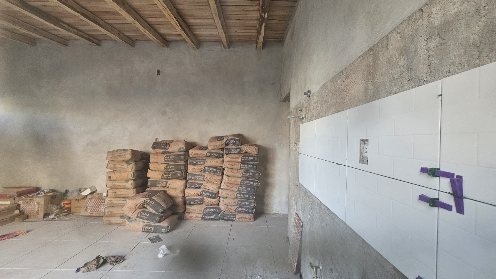 VENDO Casa a Estrenar. Apto Credito. Terminada llave en Mano zona Sauces. U$S 58.000
