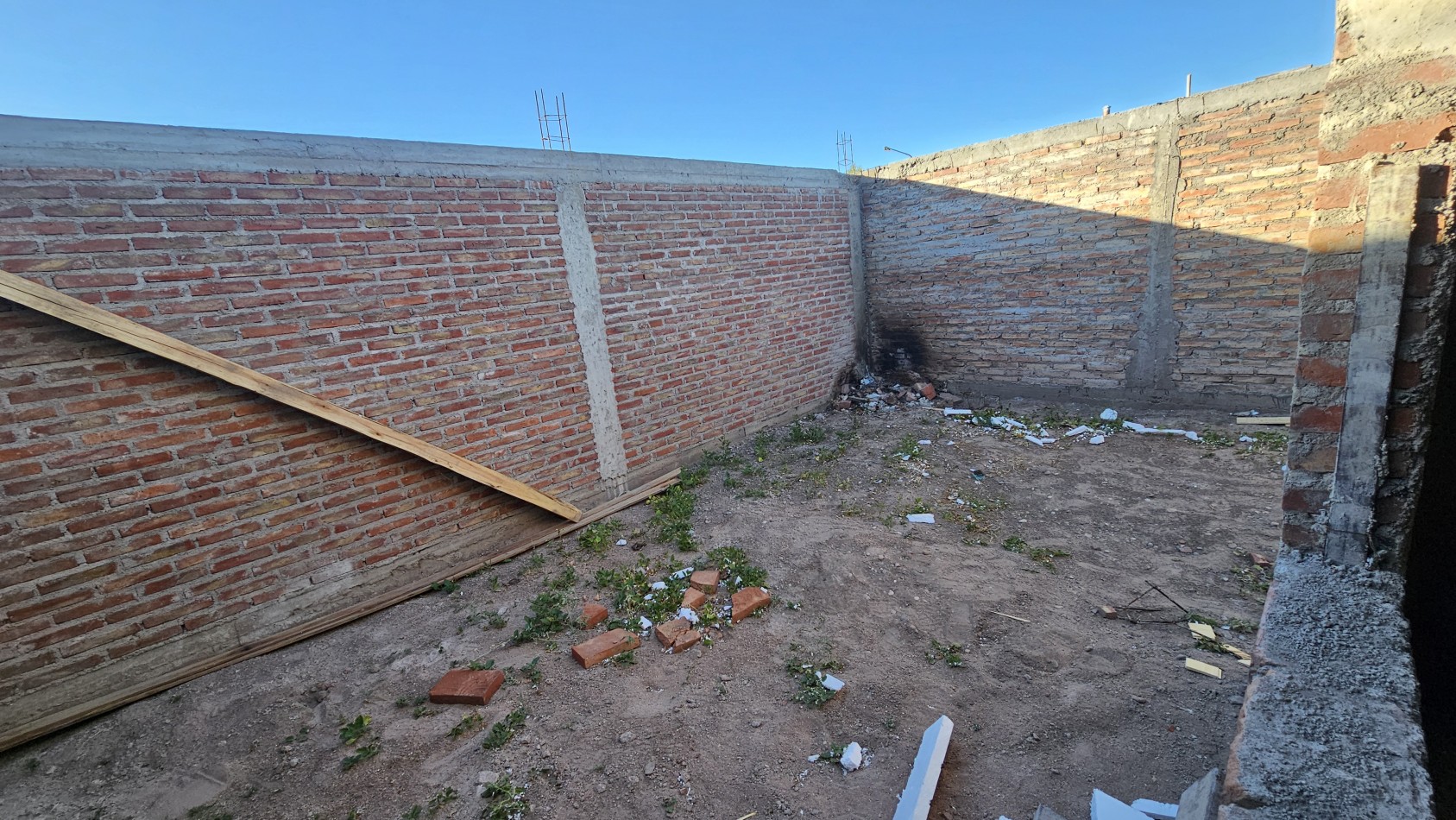 VENDO Casa a Estrenar. Apto Credito. Terminada llave en Mano zona Sauces. U$S 58.000