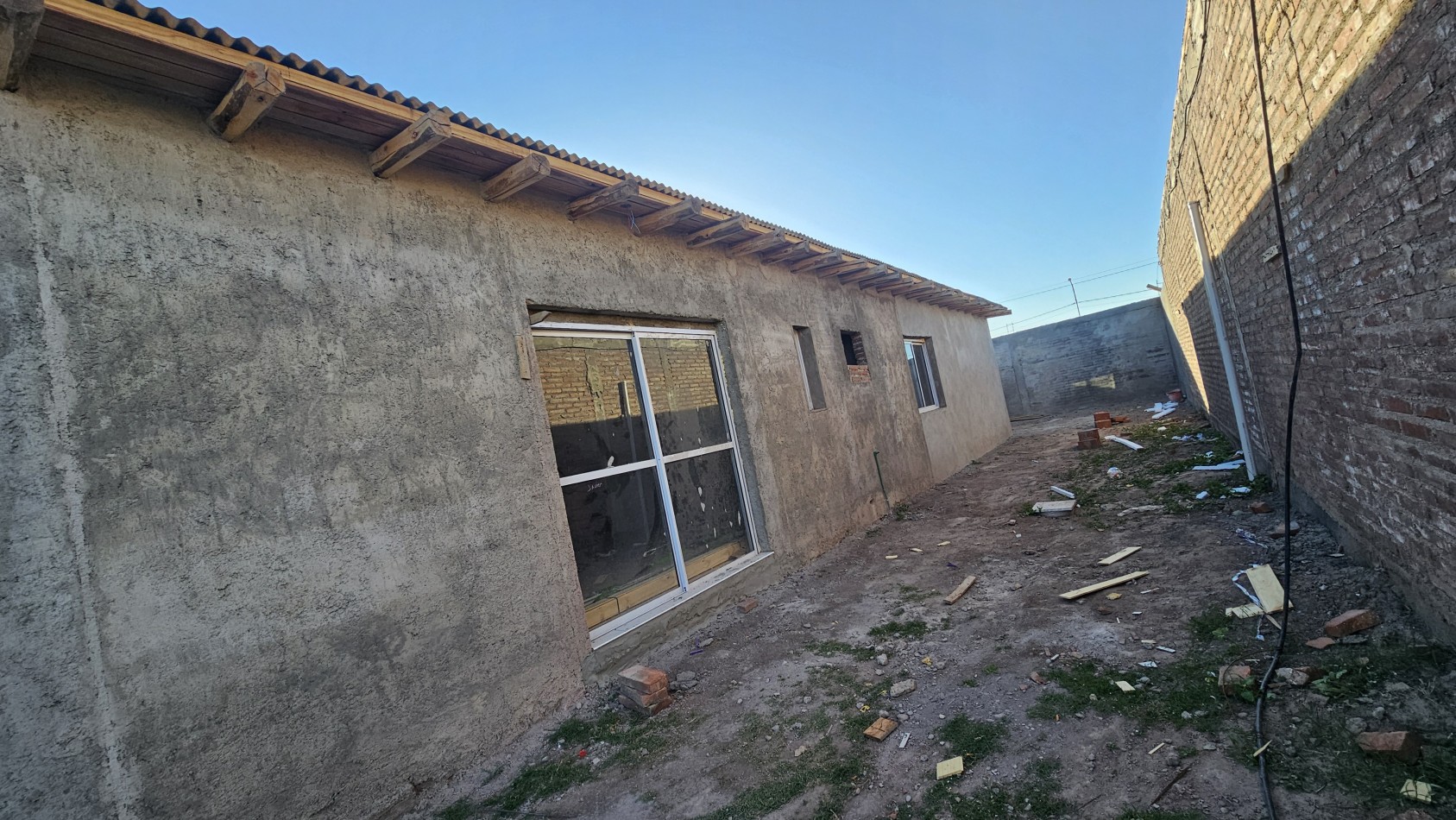 VENDO Casa a Estrenar. Apto Credito. Terminada llave en Mano zona Sauces. U$S 58.000