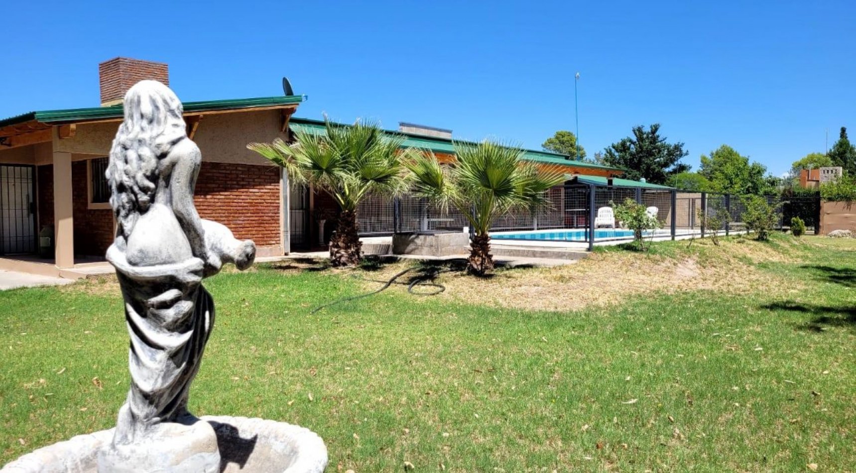 Se Vende Casa Quinta segura y tranquilidad en zona Cubillos, Rama Caida, San Rafael.