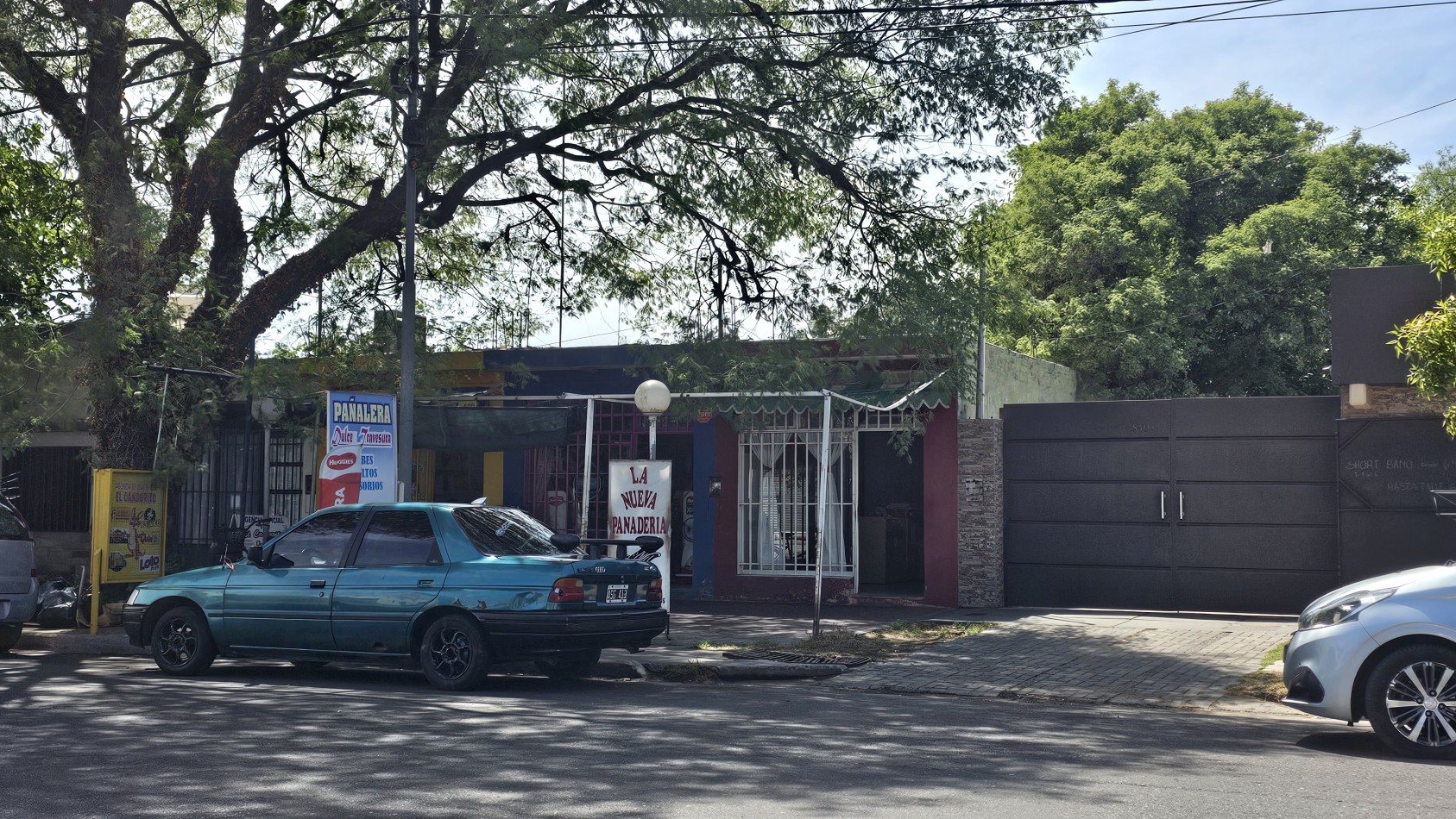 Vendo 4 locales en Avenida Moreno 427 m². En San Rafael